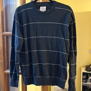 Men’s lightweight sweater
